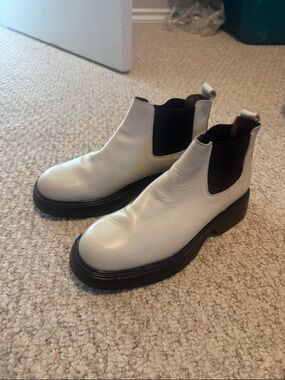 Women's White Leather Chelsea Ankle Boots
